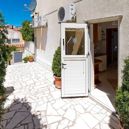 アパート Michelle *